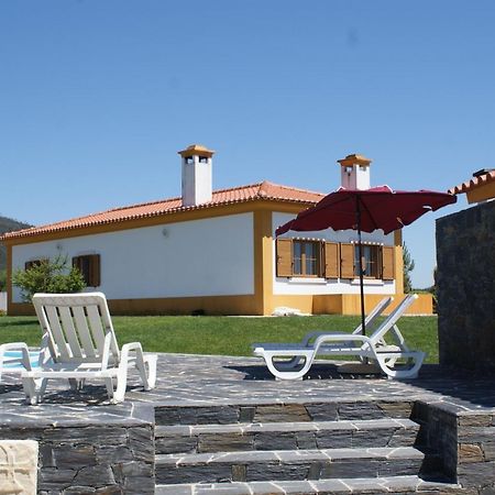 Casa Da Eira Em Dornes - Casa De Campo Familiar Com Piscina Pensionat Exteriör bild